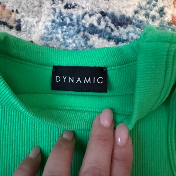 NWOT- Vibrant Green Ribbed Tank Top - Picture 2 of 2